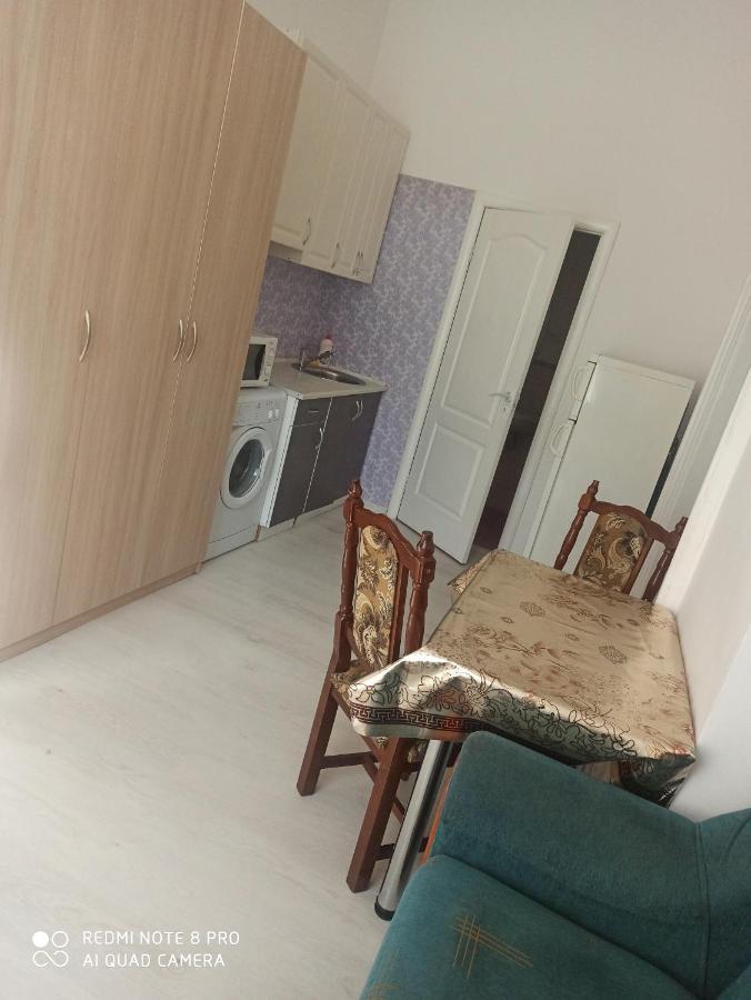 Apartament On Franka Street Lägenhet Lviv Exteriör bild